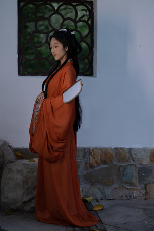 乖乖女是大明星高清